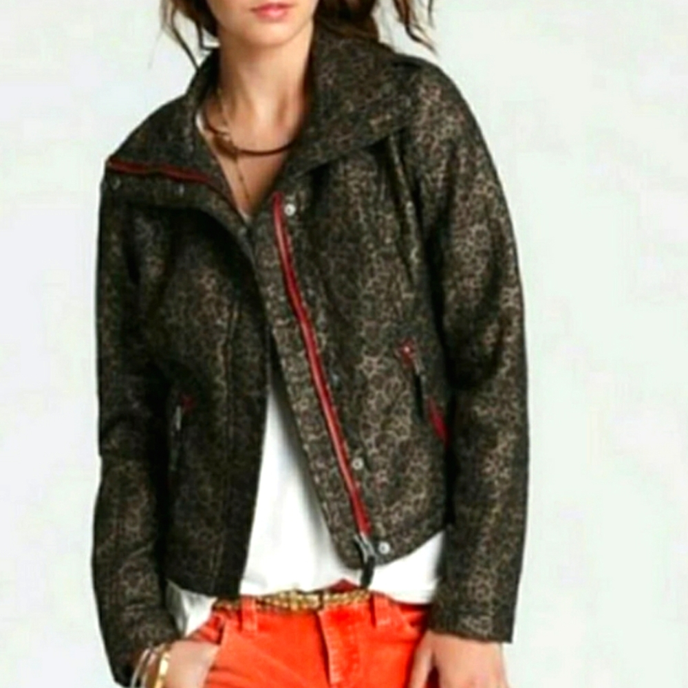 COPY - We the Free Jacket Cheetah size 2 brown